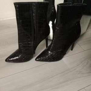 Black stiletto boots
